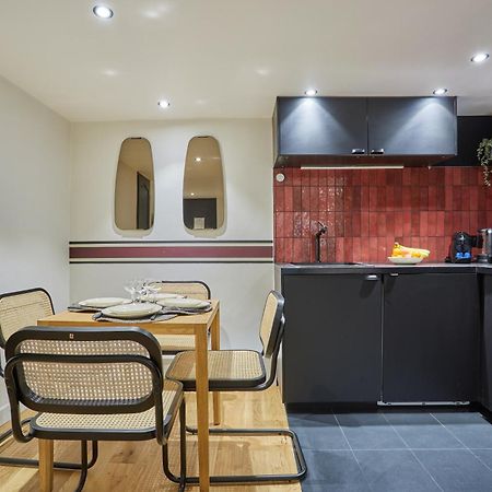 Apartment St Honore By Studio Prestige Париж Екстериор снимка